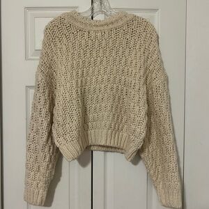 Universal Thread Ivory Chunky Knit Sweater
